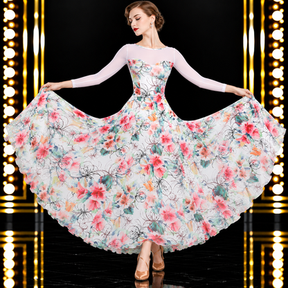 花柄 ロングダンスドレス スカートを大きく広げた華やかなスタイル